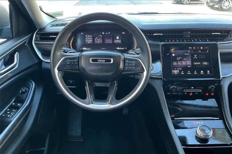 2023 Jeep Grand Cherokee LaredoImage 4