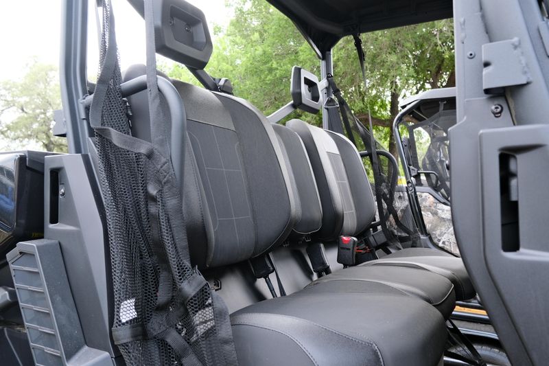 NEW 2026 CAN-AM DEFENDER MAX XT HD11 WITH 1025 INCH TOUCHSCREEN Image 11