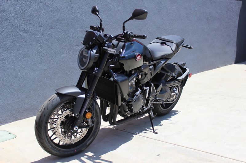 2024 Honda CB1000RR ABS Image 6