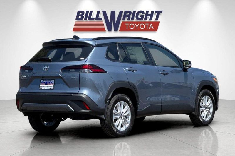 New 2026 Toyota Corolla Cross LEImage 3