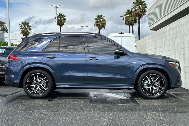 Used 2024 Mercedes-Benz GLE 53 AMGImage 3