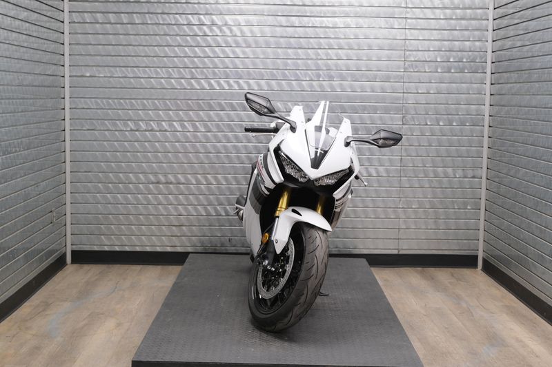 NEW 2026 HONDA CBR1000R Image 8