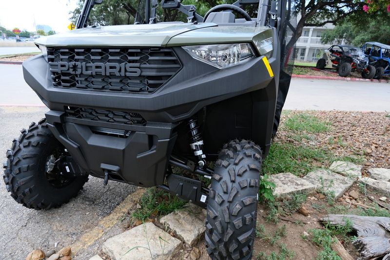 2025 Polaris RANGER 1000 SAGE GREEN Image 16