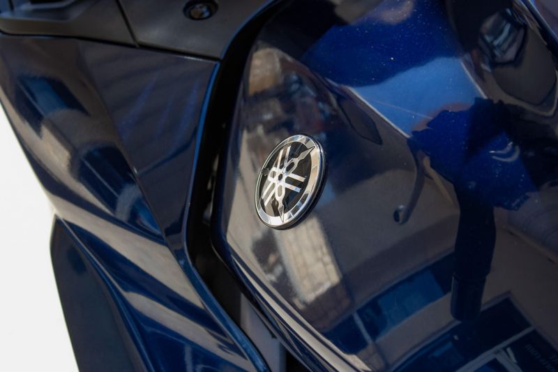 USED 2016 YAMAHA FJR1300A CA Image 17