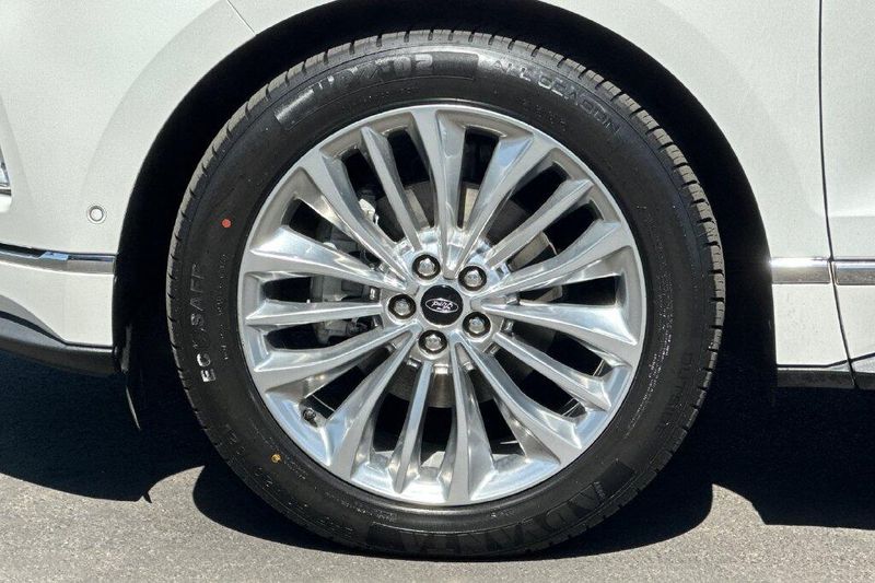 Used 2020 Ford Edge TitaniumImage 24