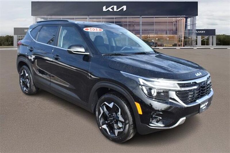 2025 Kia Seltos EXImage 10