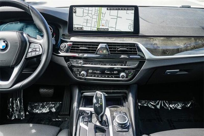 2022 BMW 5 Series 530iImage 14