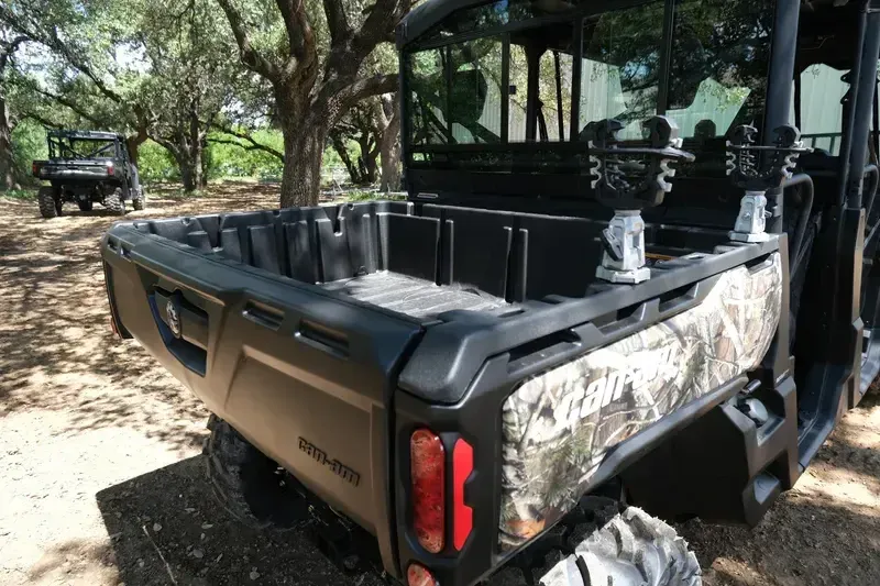 2025 Can-Am DEFENDER MAX XT HD10 WILDLAND CAMOImage 25