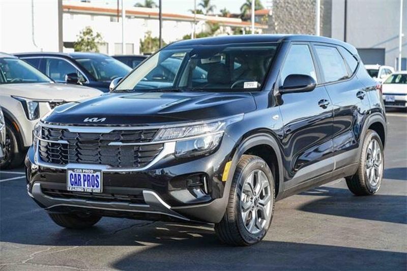 New 2026 Kia Seltos LXImage 12