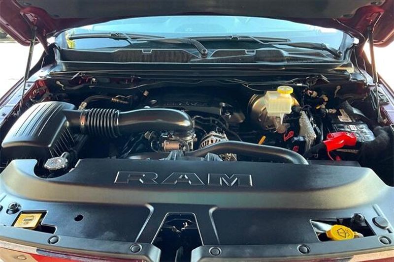 2021 RAM 1500 LaramieImage 9