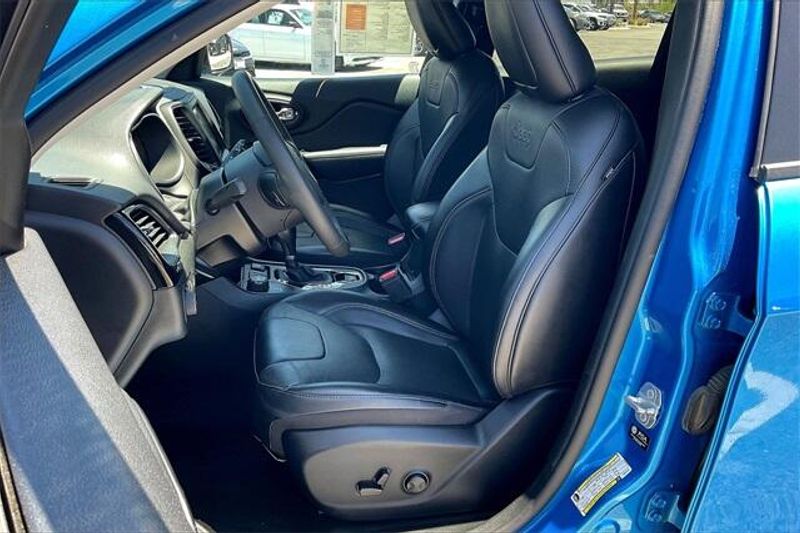 Used 2023 Jeep Cherokee AltitudeImage 22