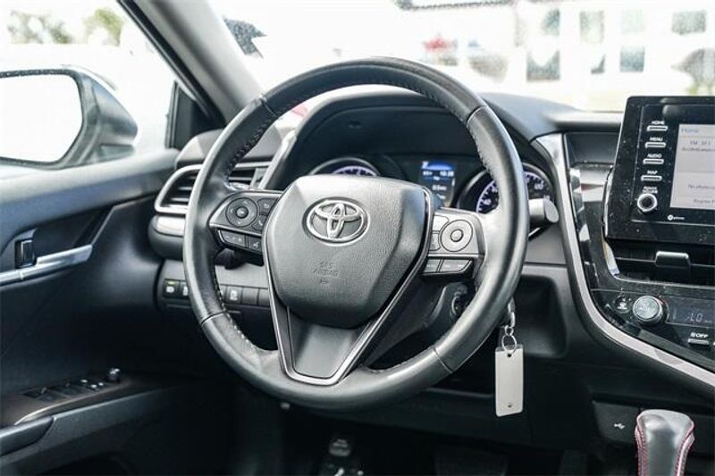 2023 Toyota Camry SEImage 16