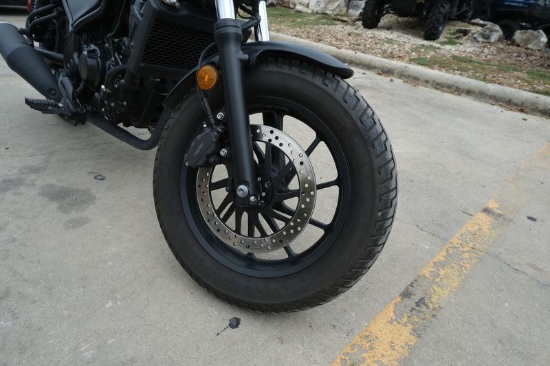 2021 Honda REBEL 300 ABS PEARL BLUEImage 11