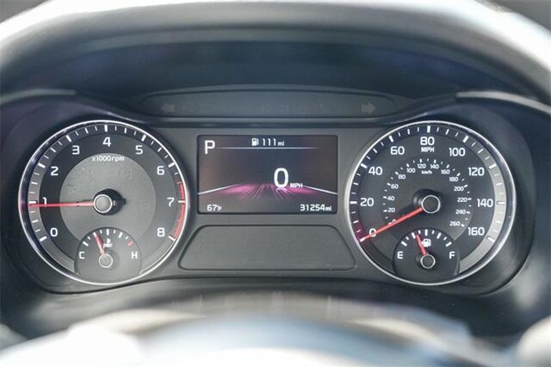 2022 Kia Forte LXSImage 23