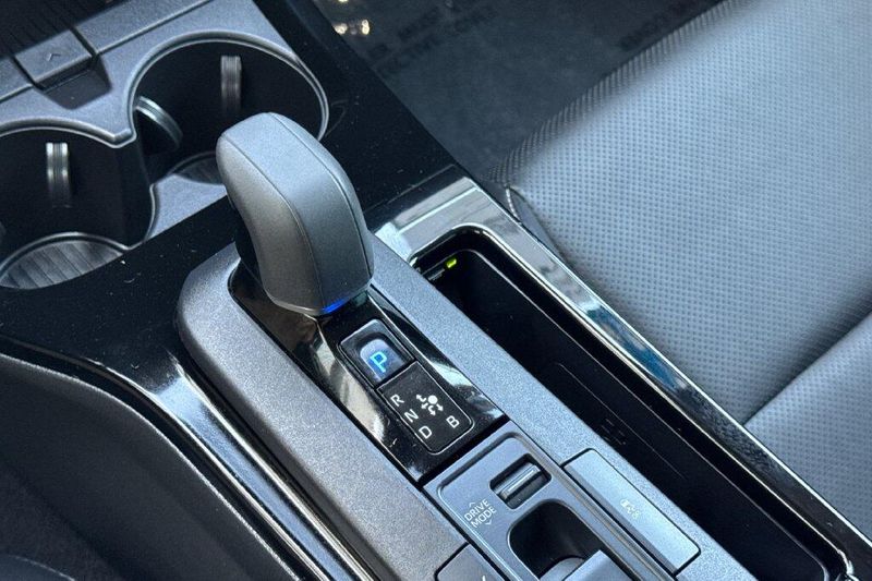 Used 2023 Toyota Prius XLEImage 20