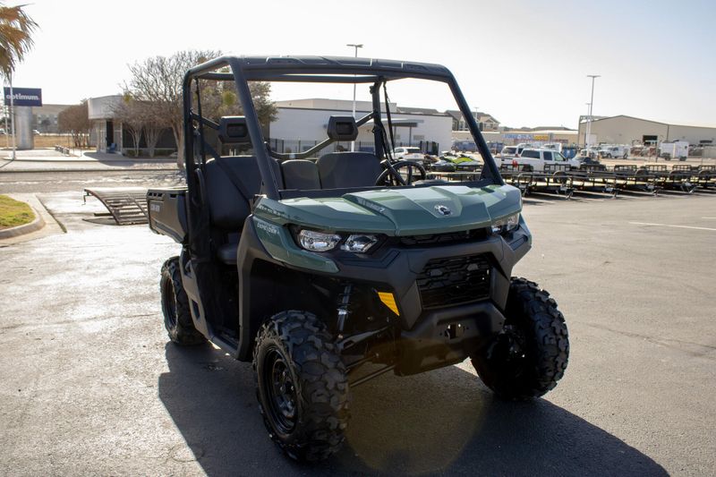 NEW 2026 CAN-AM DEFENDER HD7 Image 1