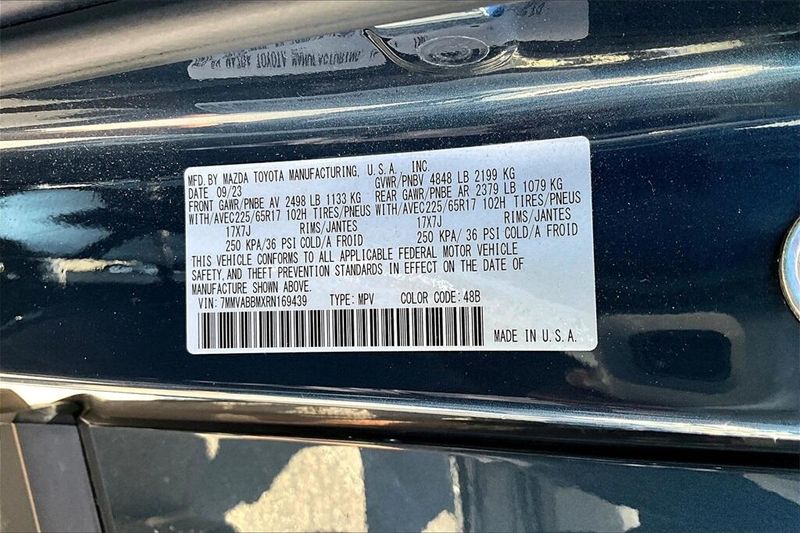 Used 2024 Mazda CX-50 2.5 S Preferred PackageImage 17