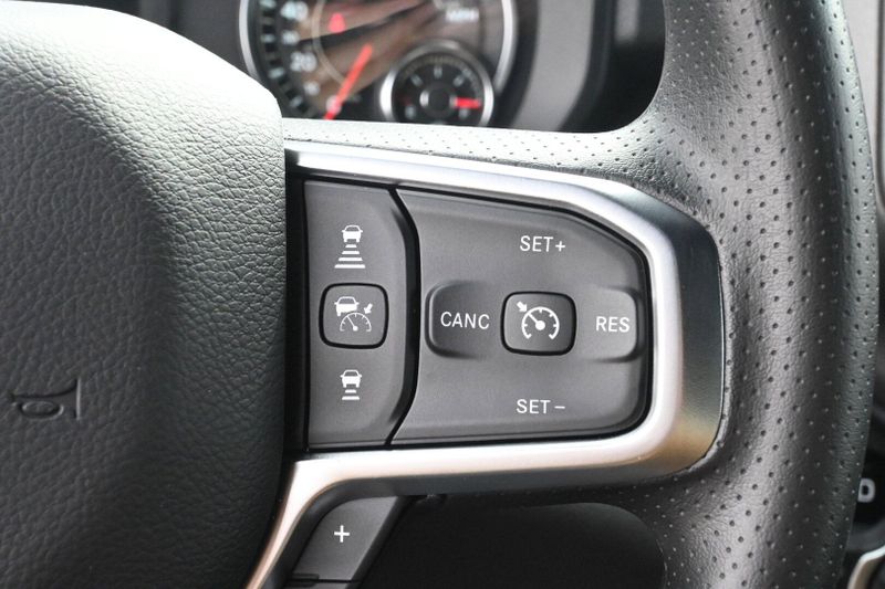 2025 RAM 1500 TradesmanImage 20
