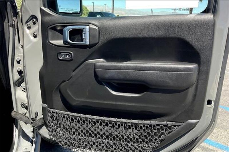 2022 Jeep Wrangler 4xE Unlimited Rubicon 4xeImage 23