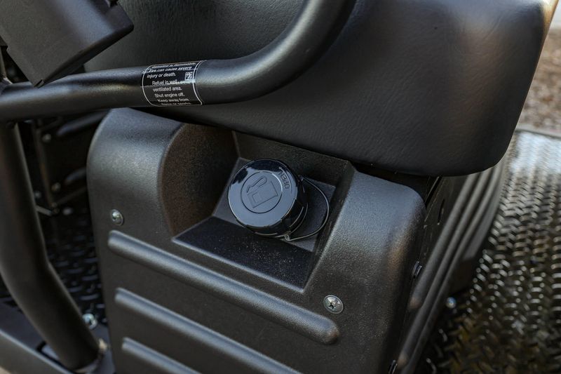 NEW 2026 KAWASAKI MULE 4010 TRANS4X4 Image 29