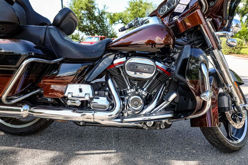 2019 HARLEY LIMITED ELECTRIC GLIDE CVO LIMITED  ROOT BEER Image 12