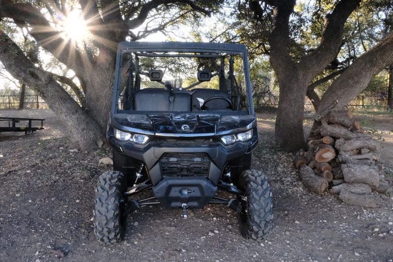 2025 Can-Am DEFENDER MAX DPS HD10 STEALTH BLACKImage 25