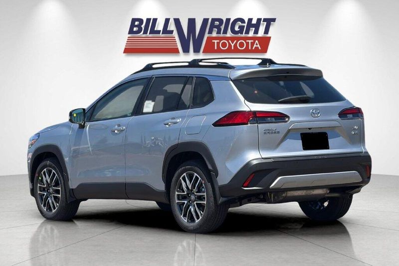 New 2026 Toyota Corolla Cross XLEImage 5