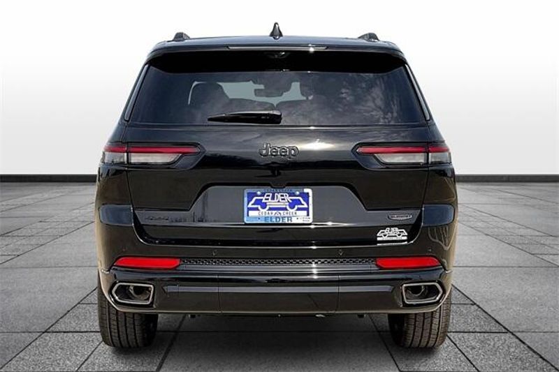 2025 Jeep Grand Cherokee L Summit Reserve 4x4Image 4