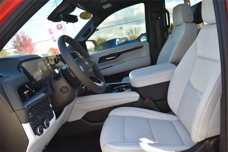 New 2025 Chevrolet Tahoe PremierImage 32