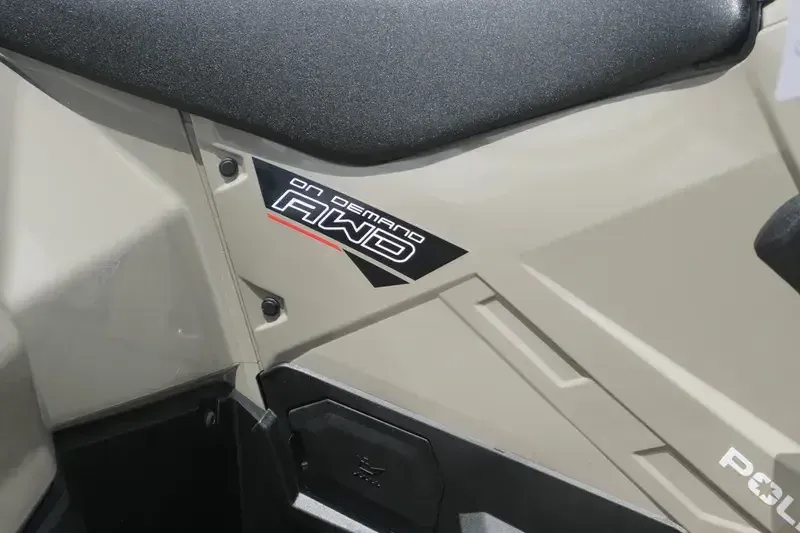 New 2025 Polaris SPORTSMAN 570 DESERT SAND Image 3