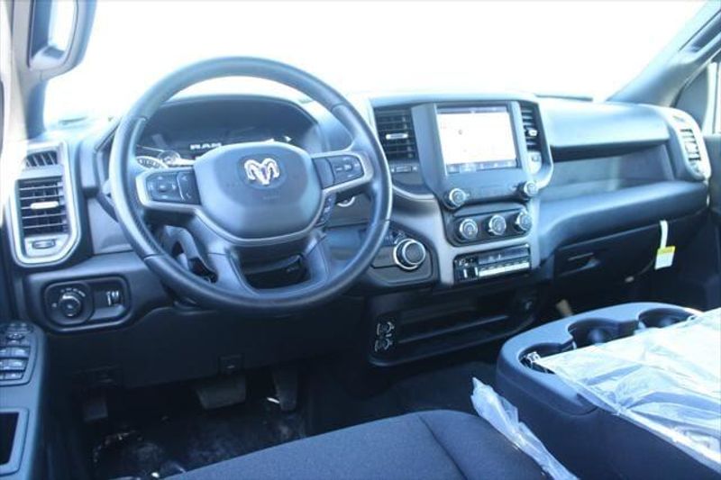 2023 RAM 2500 Tradesman Crew Cab 4x2 Long BoxImage 16