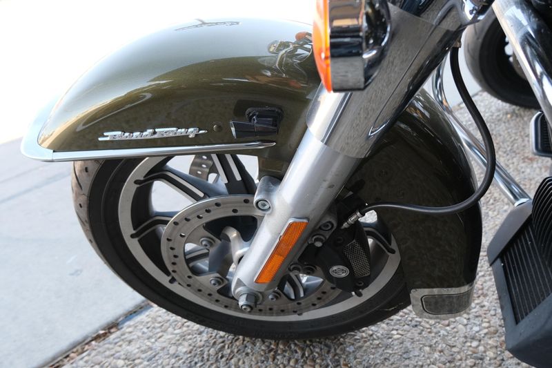 USED 2018 HARLEY ROAD KING Image 20