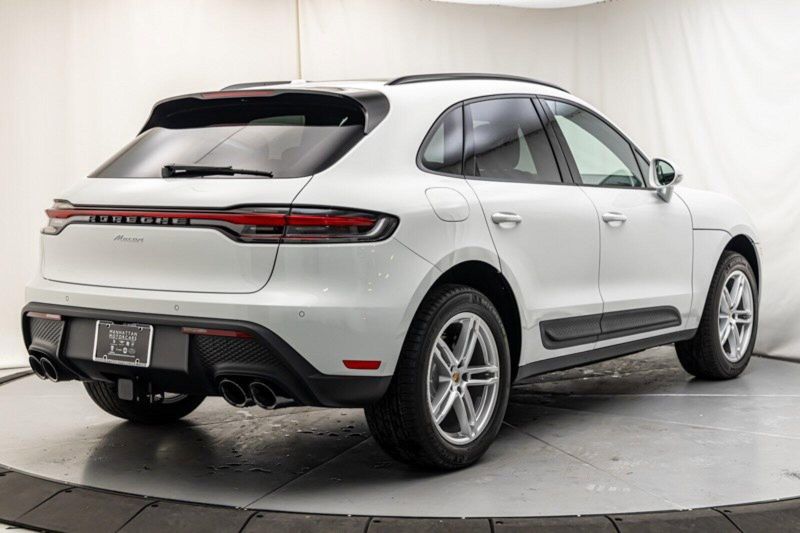 2024 Porsche Macan Image 5