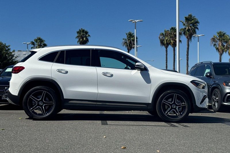 New 2026 Mercedes-Benz GLA-Class GLAGLA 250Image 3