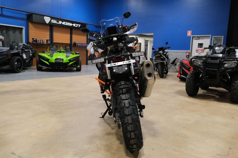 NEW 2026 KTM 1390 SUPER ADVENTURE R OT Image 3