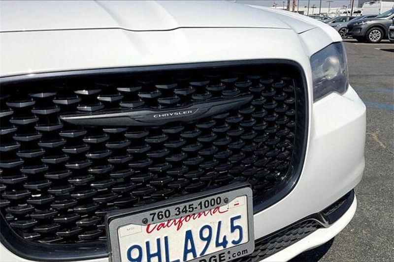 Used 2023 Chrysler 300 TouringImage 30