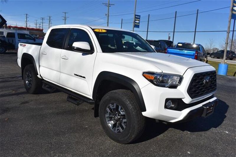 2021 Toyota Tacoma TRD SportImage 10