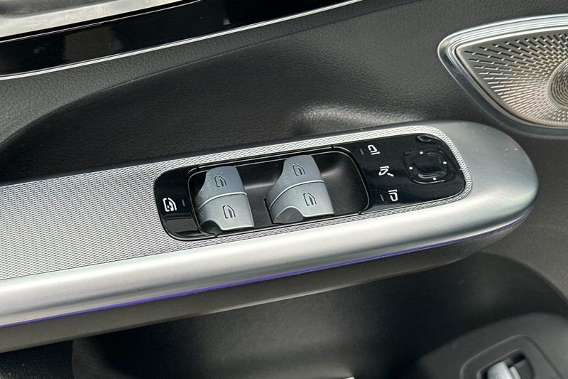 2023 Mercedes-Benz EQE 350+ SUVImage 12