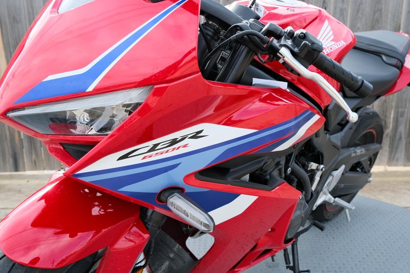 USED 2024 HONDA CBR650R ABS Image 14