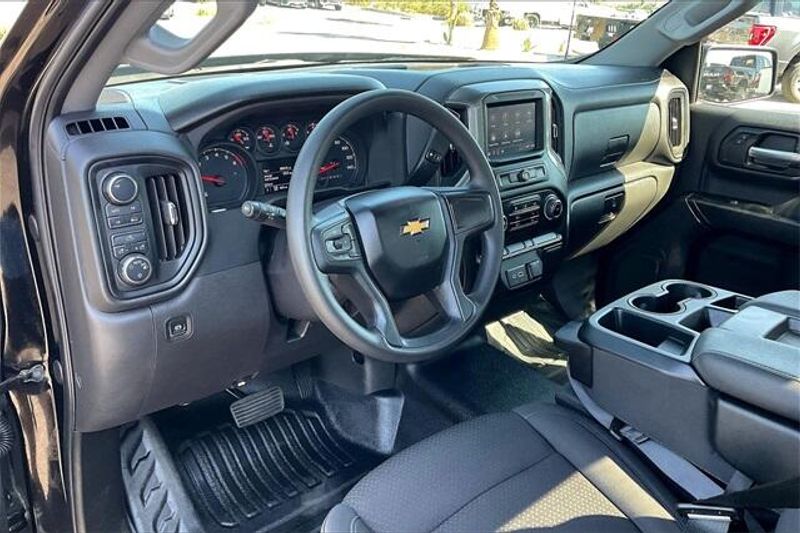 Used 2025 Chevrolet Silverado 1500 WTImage 13