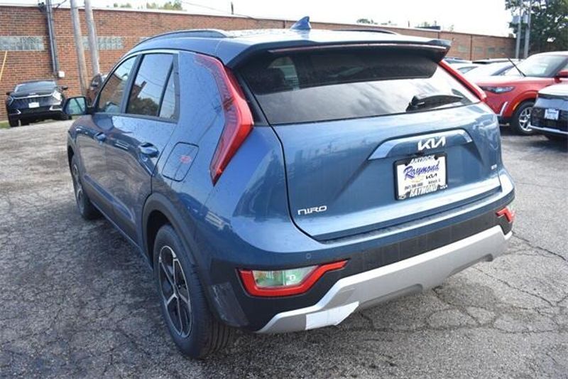 2024 Kia Niro EXImage 5