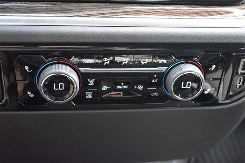 2025 Chevrolet Silverado 1500 LTImage 30