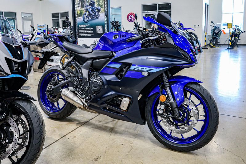 2024 Yamaha YZFR7  TEAM BLUEImage 5