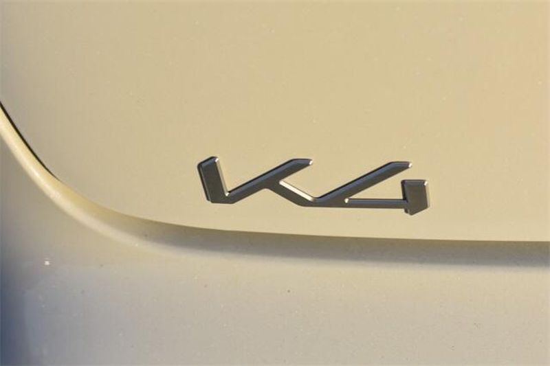 2025 Kia K4 LXSImage 14