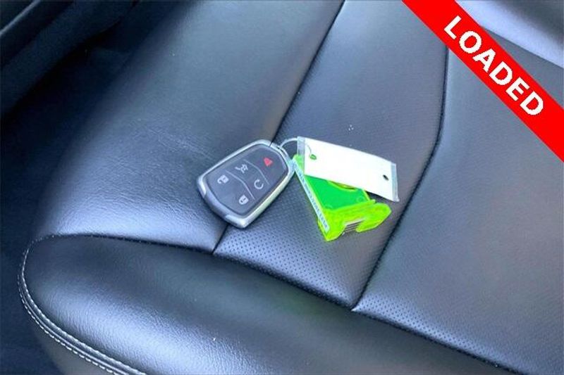 Used 2025 Cadillac XT6 Premium LuxuryImage 11