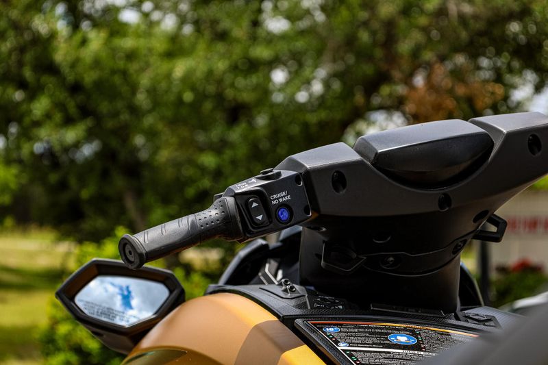2025 Yamaha FX CRUISER HO WAUDIOCOPPERBLACK Image 11