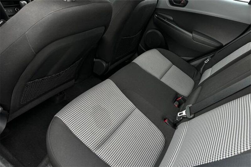 2021 Hyundai Kona SEImage 10