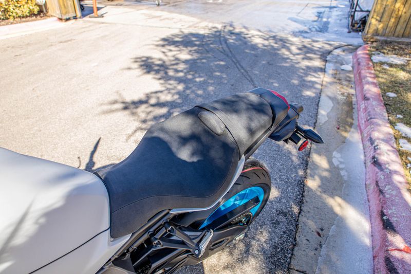 NEW 2026 YAMAHA MT10 Image 12