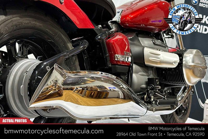 2022 BMW R 18 in a MARS RED METALLIC exterior color. BMW Motorcycles of Temecula – Southern California (951) 506-6903 bmwmotorcyclesoftemecula.com 