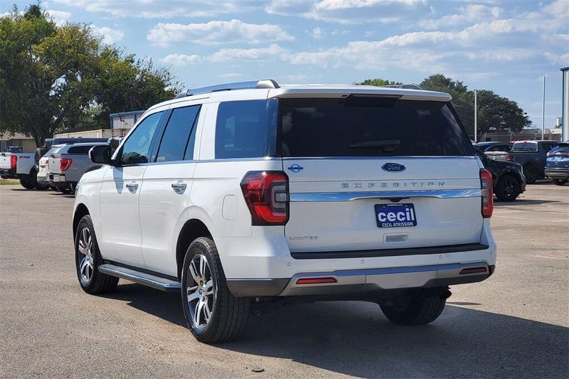 2023 Ford Expedition Limited photo 6